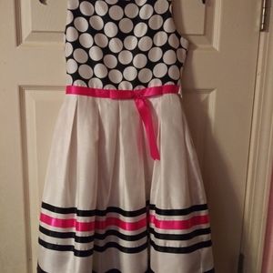 Girls dress